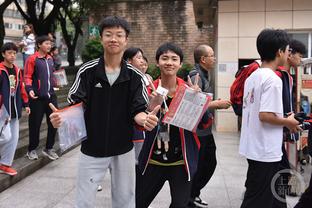继续加油！历史上首次有3名中国球员同时打进法网32强